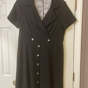 Shelby & Palmer Black Midi A-Line Dress with Notched Collar and Short Sleeves